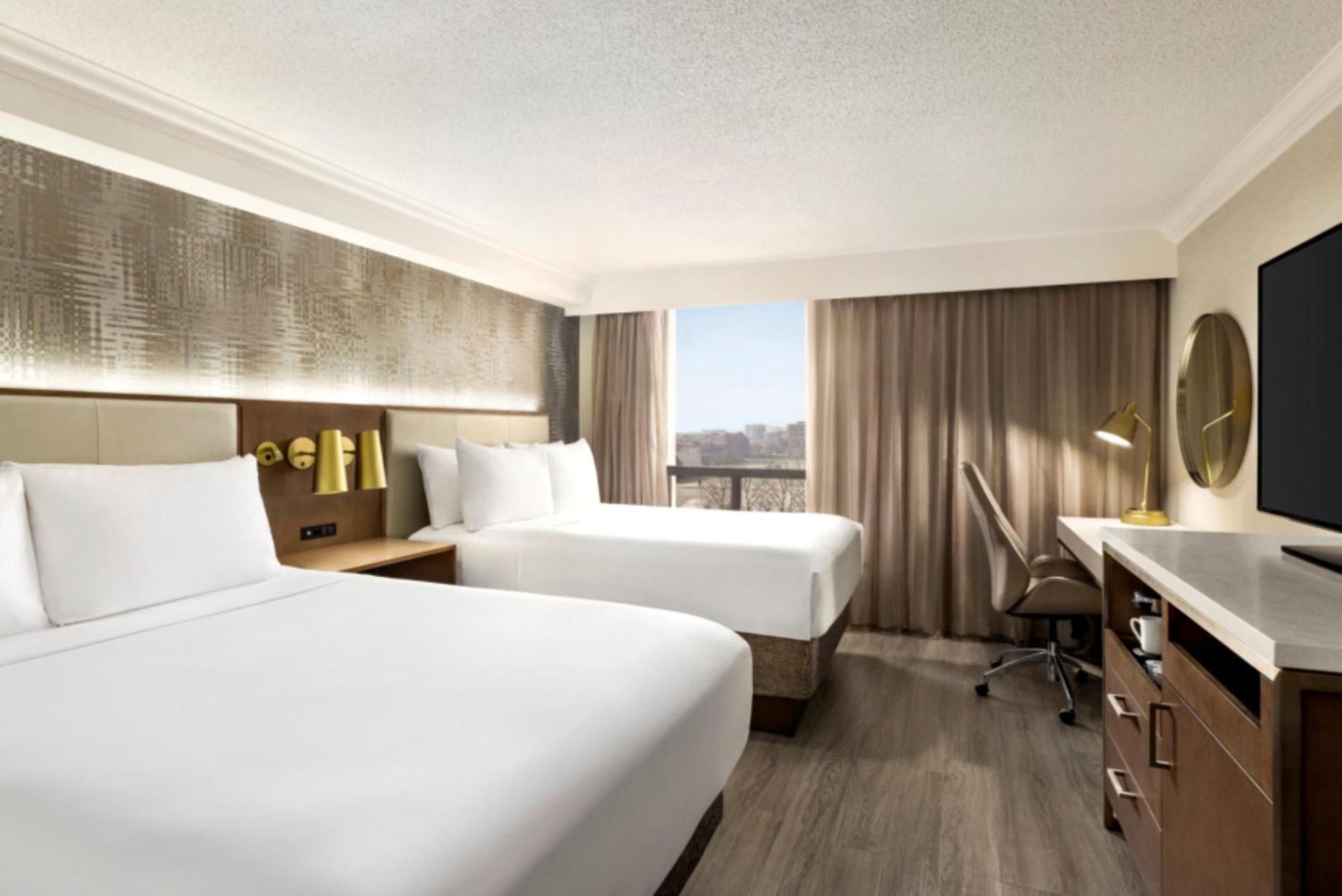 Standard Double Room Bath or Shower Combination