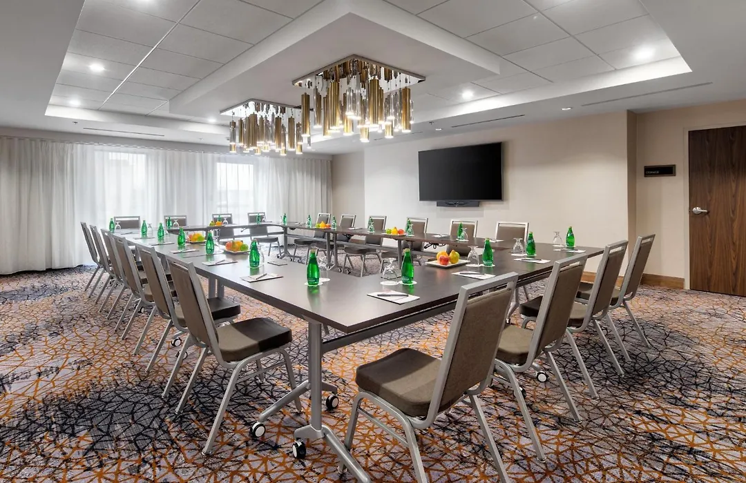 Crowne Plaza Toronto Airport By Ihg-1