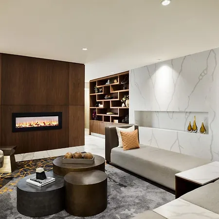 Crowne Plaza Toronto Airport By Ihg-2
